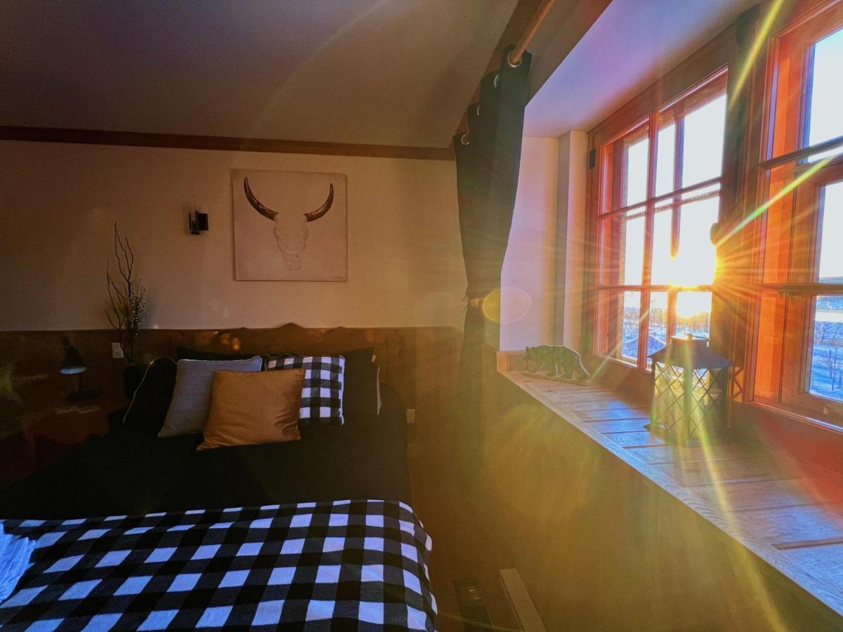 Auberge Au Poste De Traite Sainte-Famille Номер фото