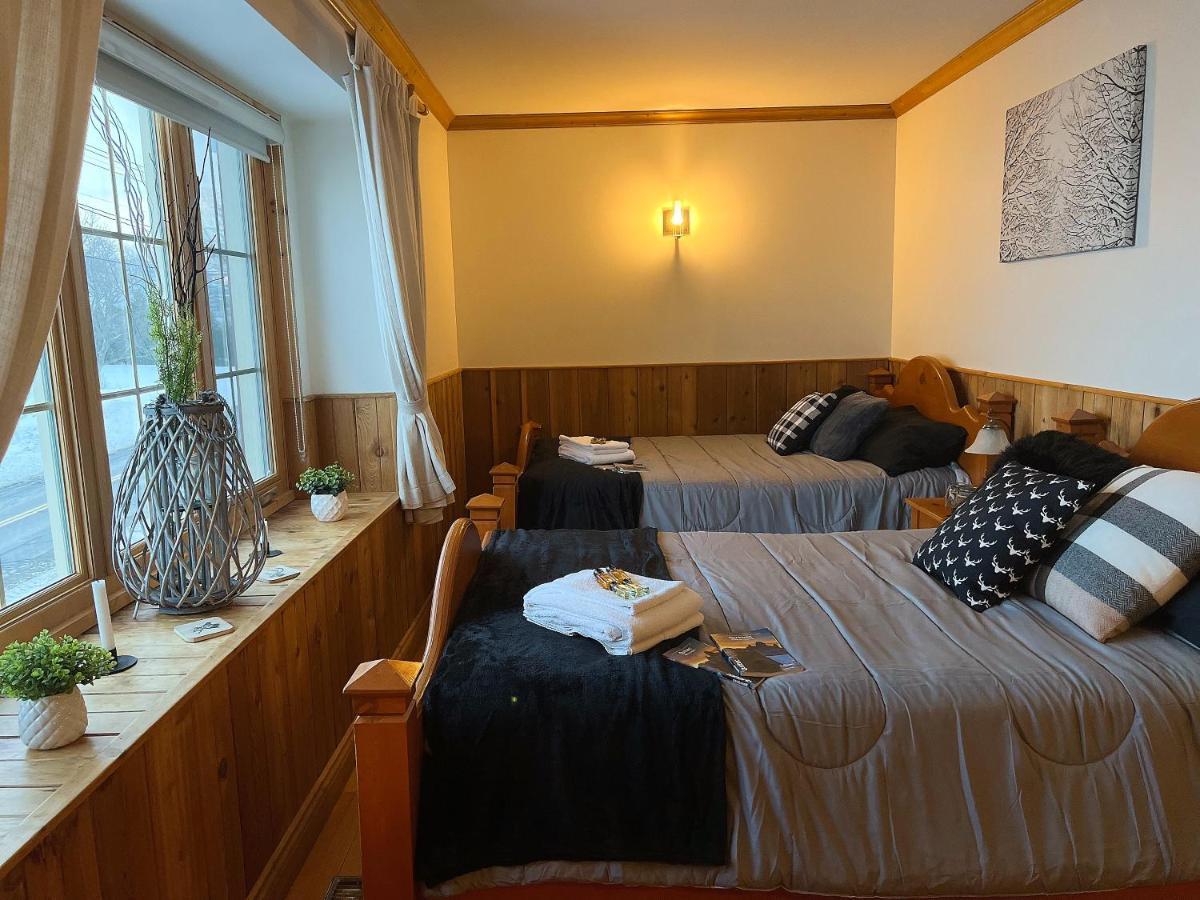 Auberge Au Poste De Traite Sainte-Famille Экстерьер фото
