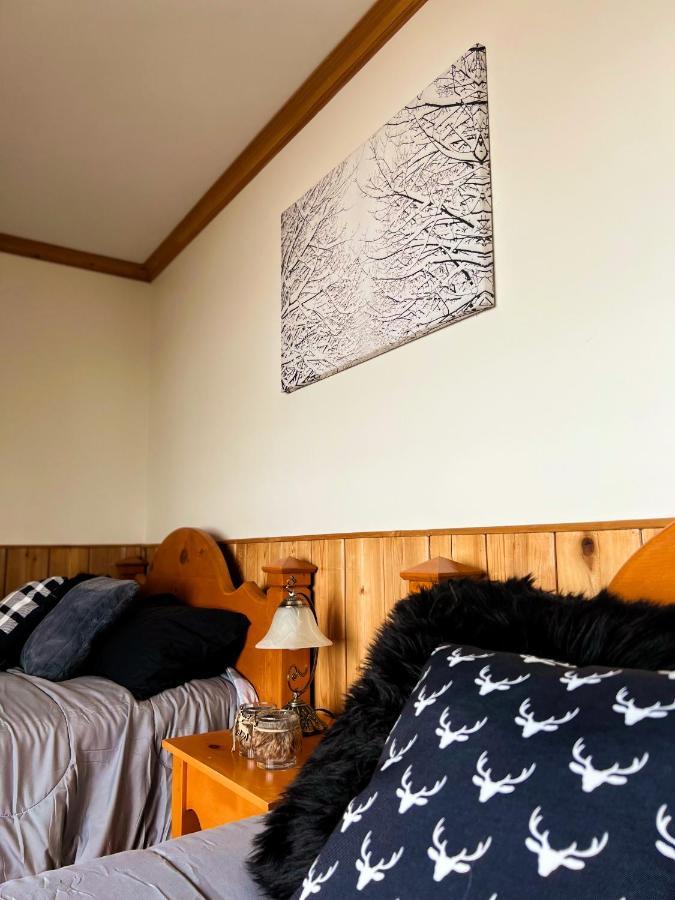 Auberge Au Poste De Traite Sainte-Famille Экстерьер фото